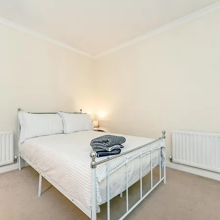 5 Bed Finnieston Skyhigh Duplex With Parking Apartament *