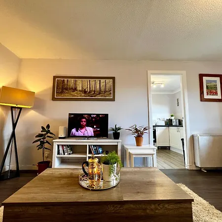 Cityview Retreat - 2-bed - Free Parking 아파트