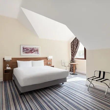 Glasgow - By Ihg Otel