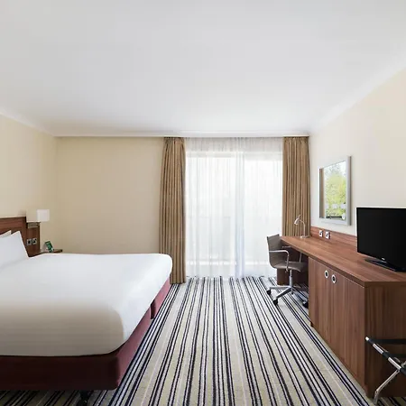 Glasgow - By Ihg Otel East Kilbride