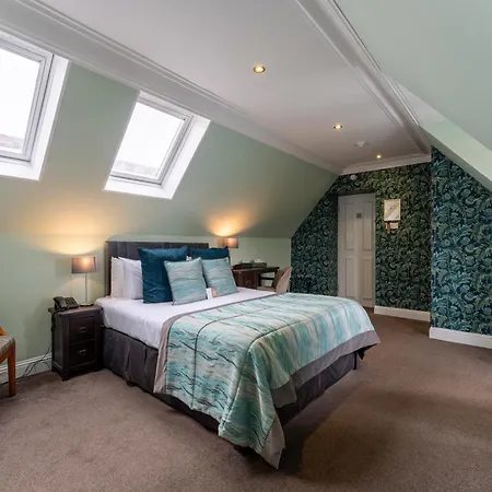 Sherbrooke Castle 4* Glasgow