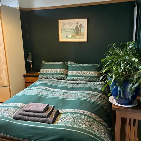 Large Cosy In G3 * Glasgow