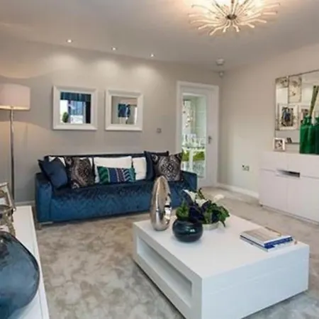 Entire 4 Bed Perfect Family In *