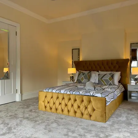 Ferienhaus 3 Bed - Sleeps 7 - Free Parking - Location
