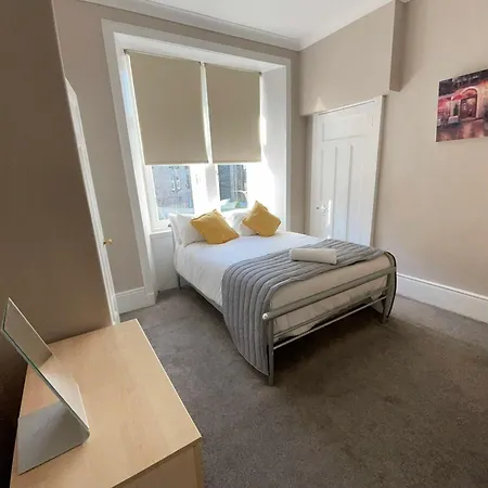 Lägenhet 2 Bed West End