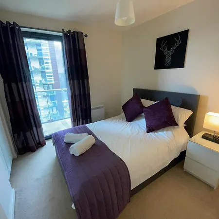 Апартаменты Harbour River West End Глазго