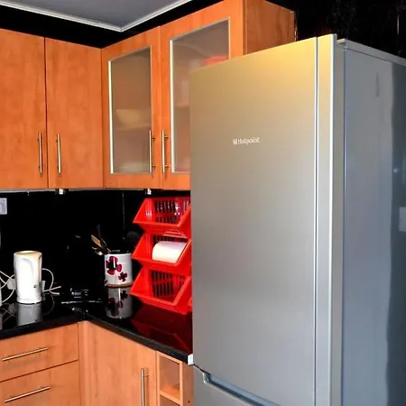 3 Bedroom - Free Parking & Wifi 350mbps Διαμέρισμα *