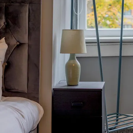 Lägenhet The Blue Nile Hillhead - Pass The Keys *