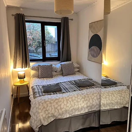 Brightcentral With Parking * غلاسغو