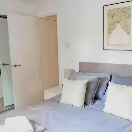 - 1 Bedroom * Glasgow