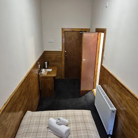 道格拉斯酒店 3*