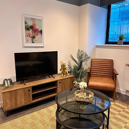Apartment Stylish 2 Bed Retreat *