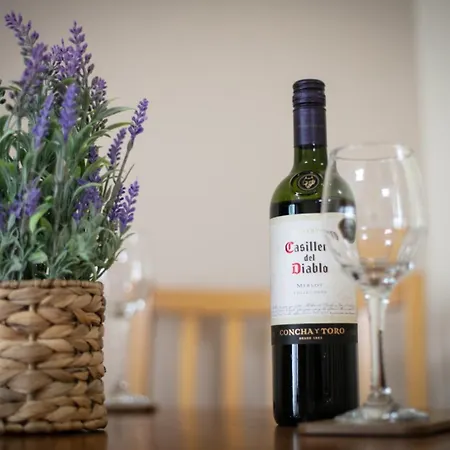 Charming 2 Bed In The Heart Of The West End * Glasgow