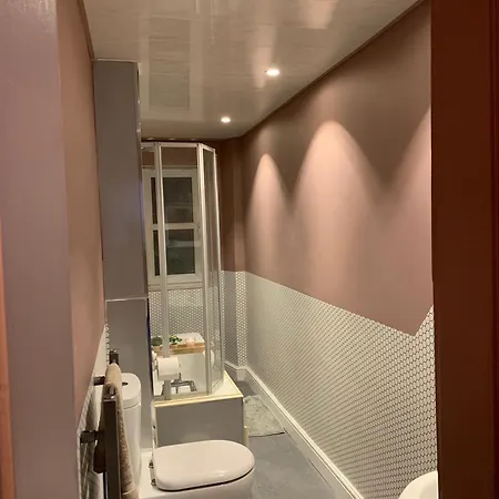 Charming 2 Bed In The Heart Of The West End *