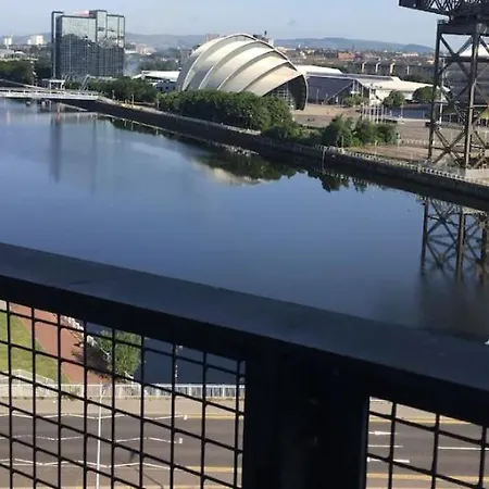 Metropolitan Nest - Easy Walk To Hydro & Secc Center * Glasgow