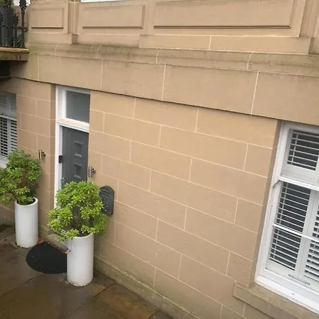 아파트 Stylish 2 Bedroom In Park Circus, West End *