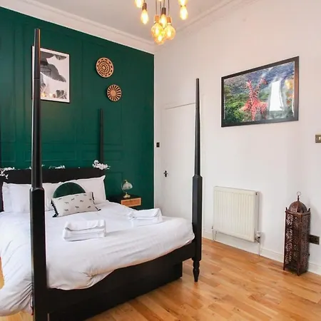 Lovely Spacious 2 Bed Flat