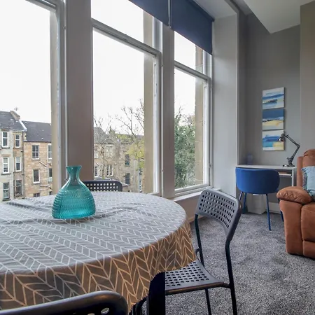 Apartment Wonderful West End - Pass The Keys