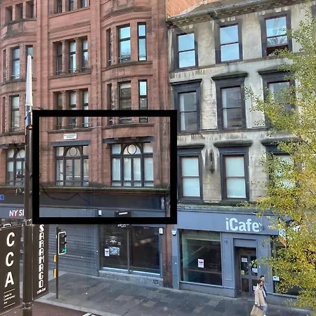 The Art Flat * Glasgow