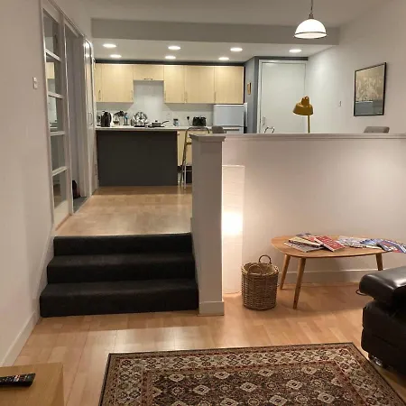 The Art Flat Glasgow