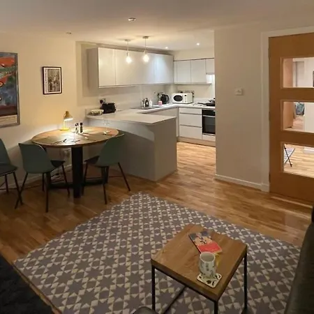Holiday home The Art Flat Woodlands