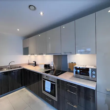Stylish Newly Decorated 2 Bed Апартаменты Глазго