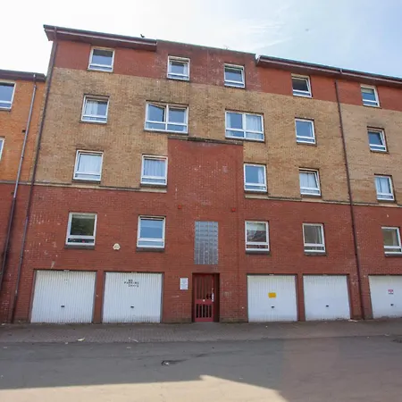 Apartament 3 Bedroom Duplex With Free Parking *