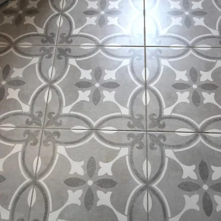 Three Bedroom Upper Flat In Jordanhill Lägenhet