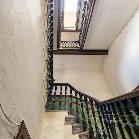 Holiday home Boutique West End - 'the Nook' *