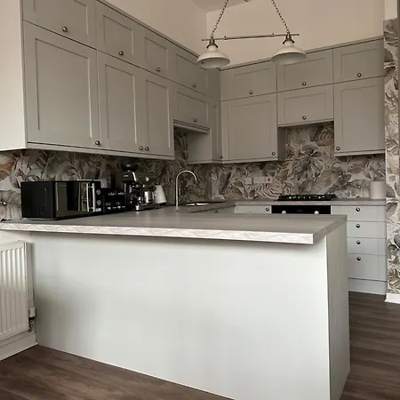 Apartment Stunning 2 Bedroom Glasgow
