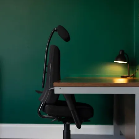 Extravagant 6 Bed Victorian Townhouse With Hot Tub Glasgow