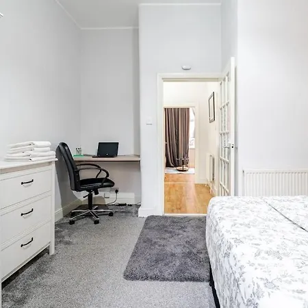 Stunning Ground Floor Flat In Southside. Lägenhet Glasgow