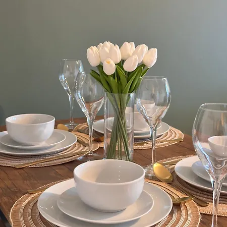 Bright 2 Bedroom With Free Parking * Glasgow