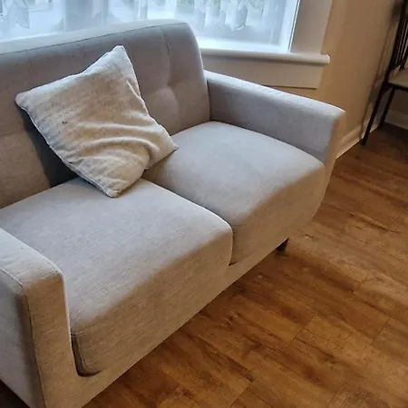 Archillects Entire Two Bedroom Comfy House - Free Parking בית נופש *