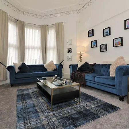 빌라 10 Bedrooms Pool Table Garden Piano