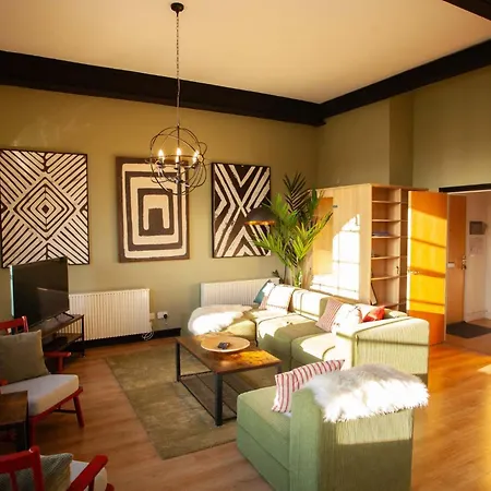 Getaway With Free Parking Holiday home *