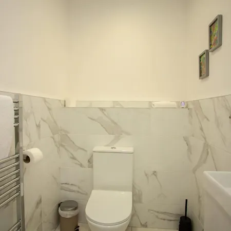 Appartamento Beautiful 2 Bed Flat With A Private Terrace Glasgow