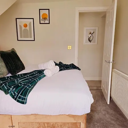 Holiday home 3-bed In Glasgow