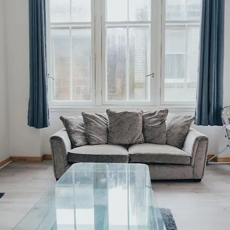 Daire 2 Bed Renfield St Center *