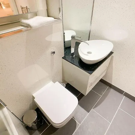 Διαμέρισμα 2bd Near Hydro Secc Centre Great Location *