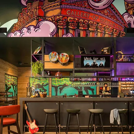 Moxy Merchant