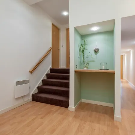 Flats - Merchant * Glasgow