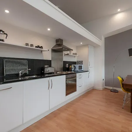 Flats - Merchant * Glasgow