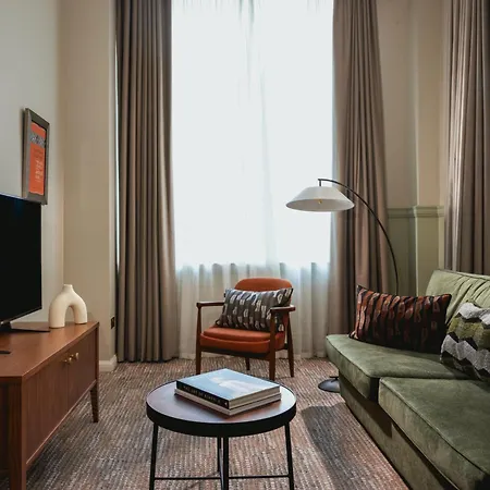 Native Aparthotel