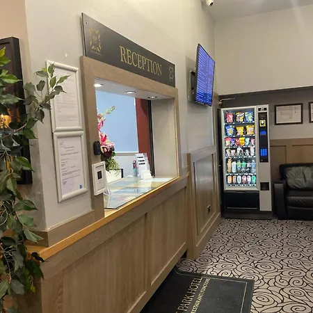 Otel Kings Park Glasgow