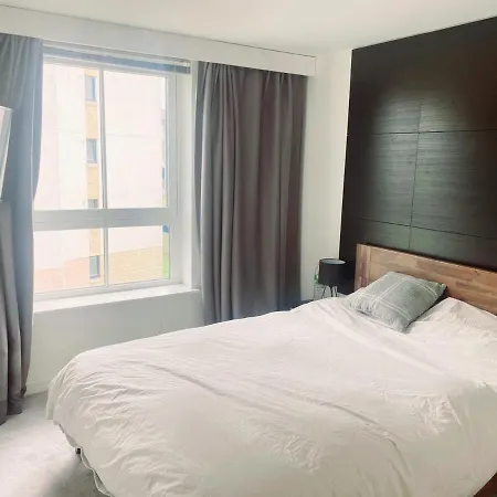 Modern Two Bed With Free Parking Apartmán Glasgow