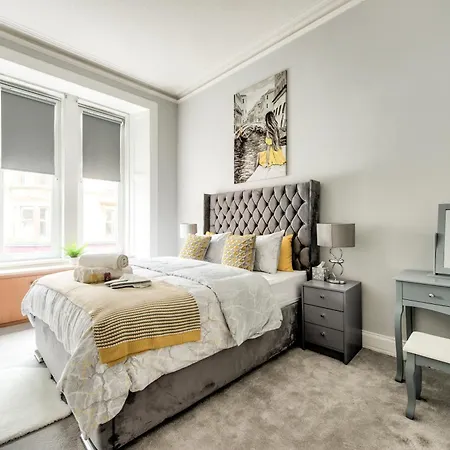 Two Bed Stylish In Heart Of West End * Glasgow