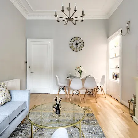 Two Bed Stylish In Heart Of West End شقة غلاسغو
