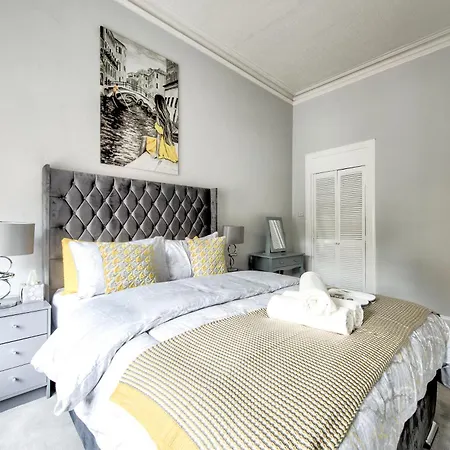 شقة Two Bed Stylish In Heart Of West End