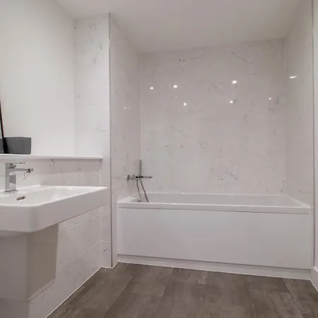 Ferienhaus Fabulous Festival Park Private Parking Garden - Pass The Keys